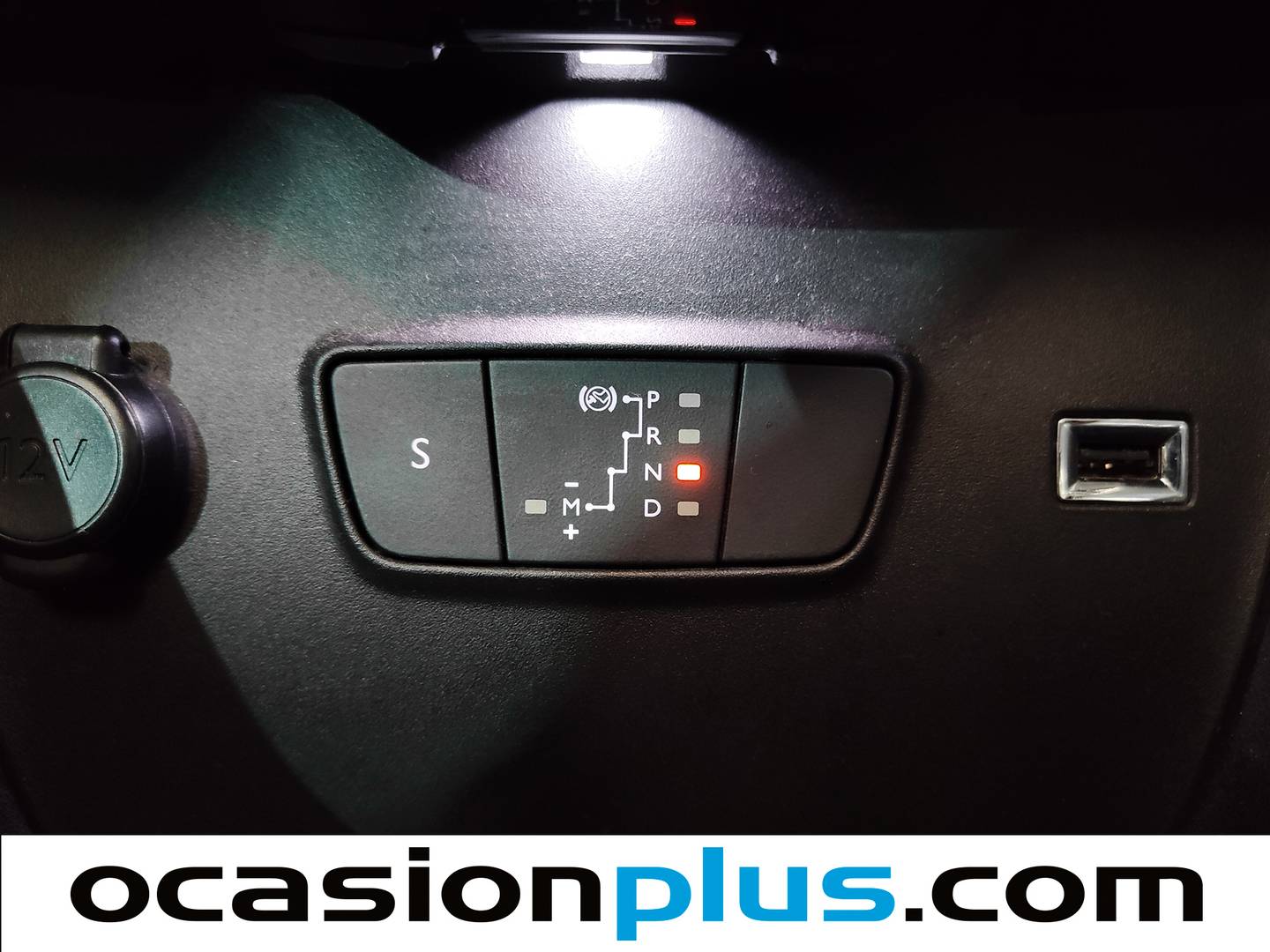 Foto Citroën C3 Aircross Citroën C3 Aircross PureTech 130 S&S Shine EAT6 96 kW (131 CV)