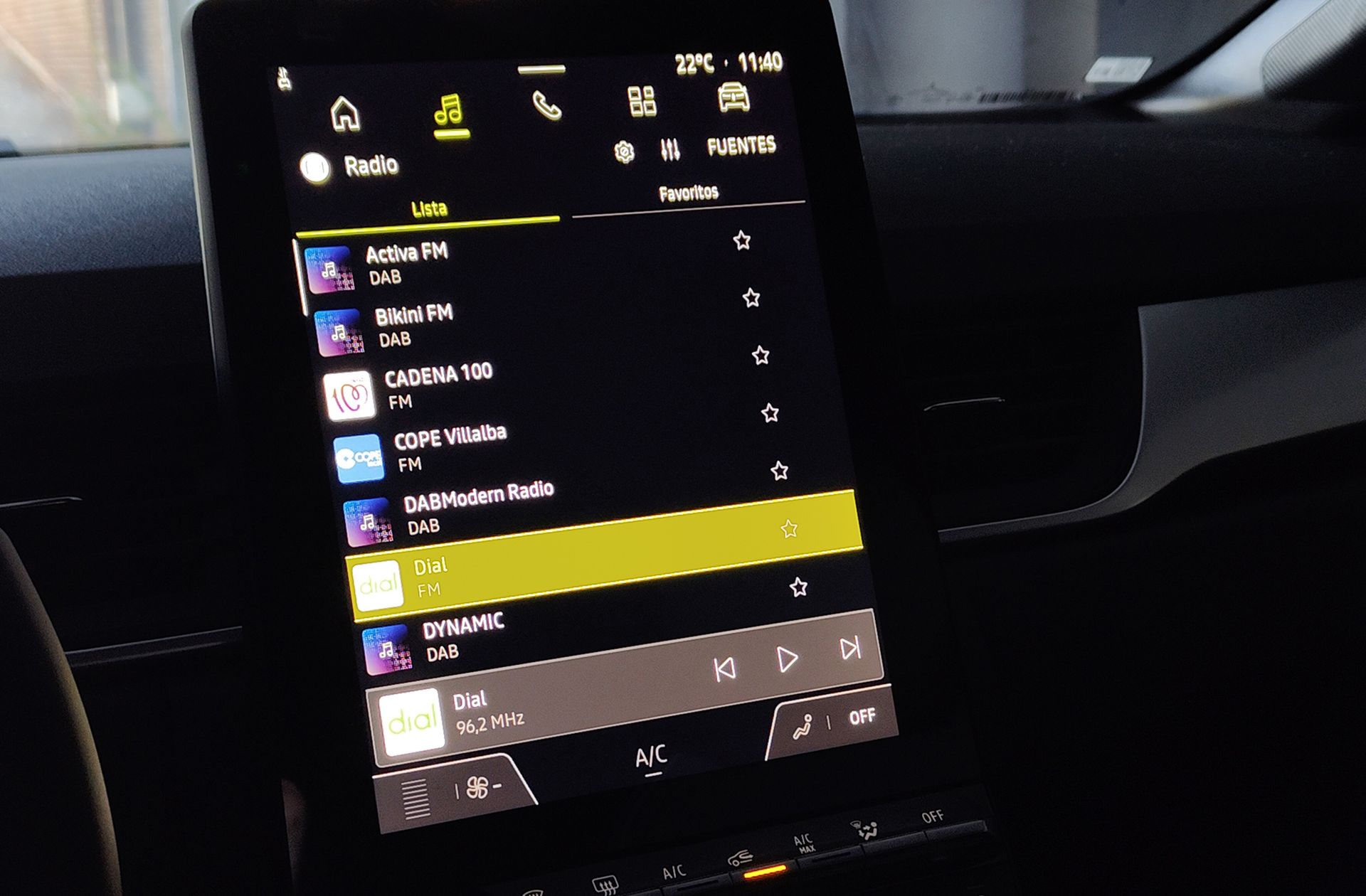 Renault Captur Evolution E-Tech full hybrid - foto 35