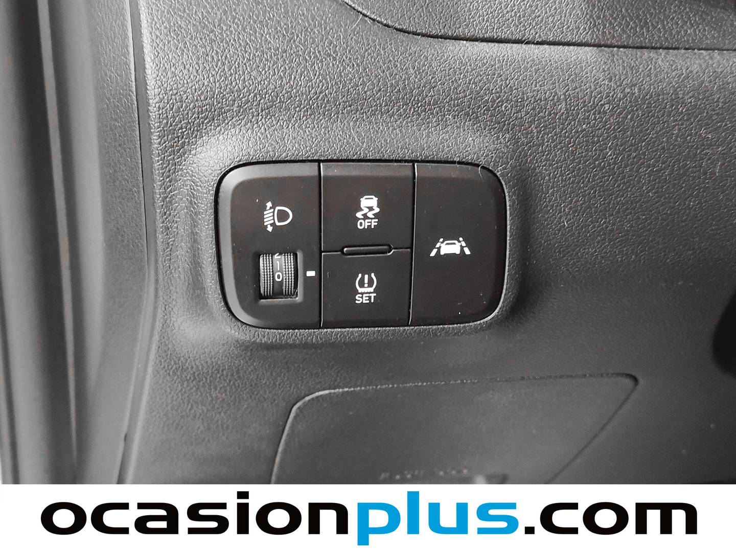 Foto Hyundai i10 Hyundai i10 1.0 Klass AT (67 CV)