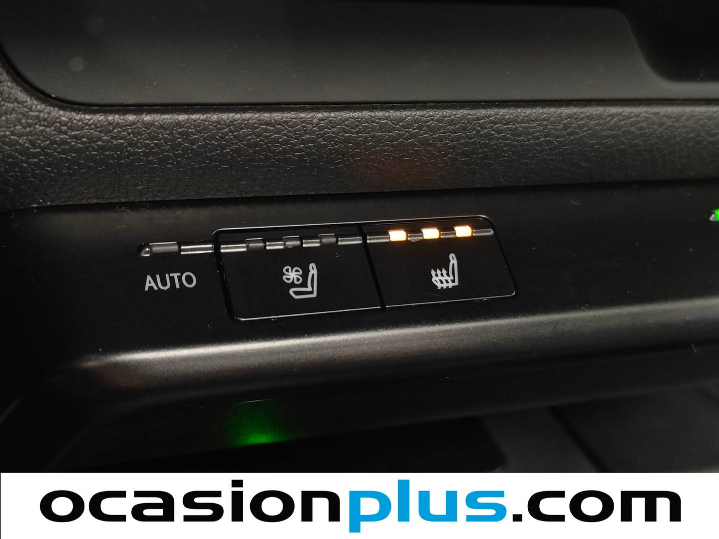 Paquetes del Lexus UX Lexus UX 250h Luxury (184 CV)