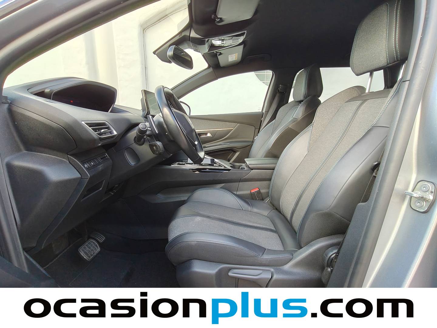 Foto Peugeot 5008 Peugeot 5008 PureTech 130 S&S Allure Pack EAT8 (130 CV) 7 Plazas