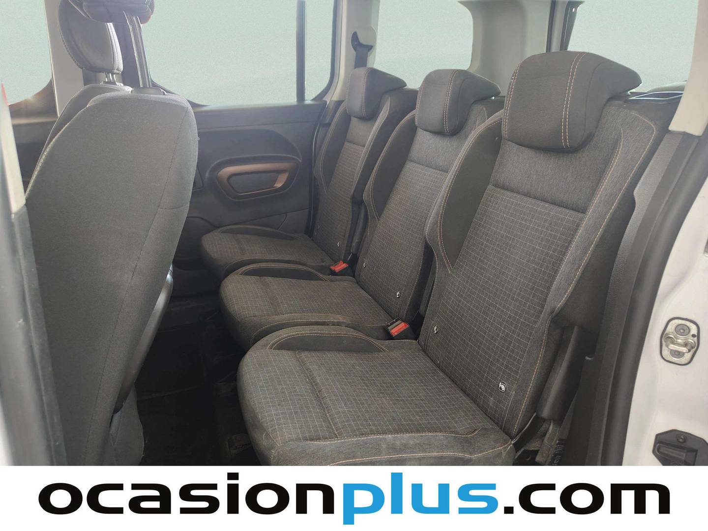 Foto asientos traseros Peugeot Rifter Peugeot Rifter BlueHDi 130 S&S GT Business Standard EAT8 (130 CV)