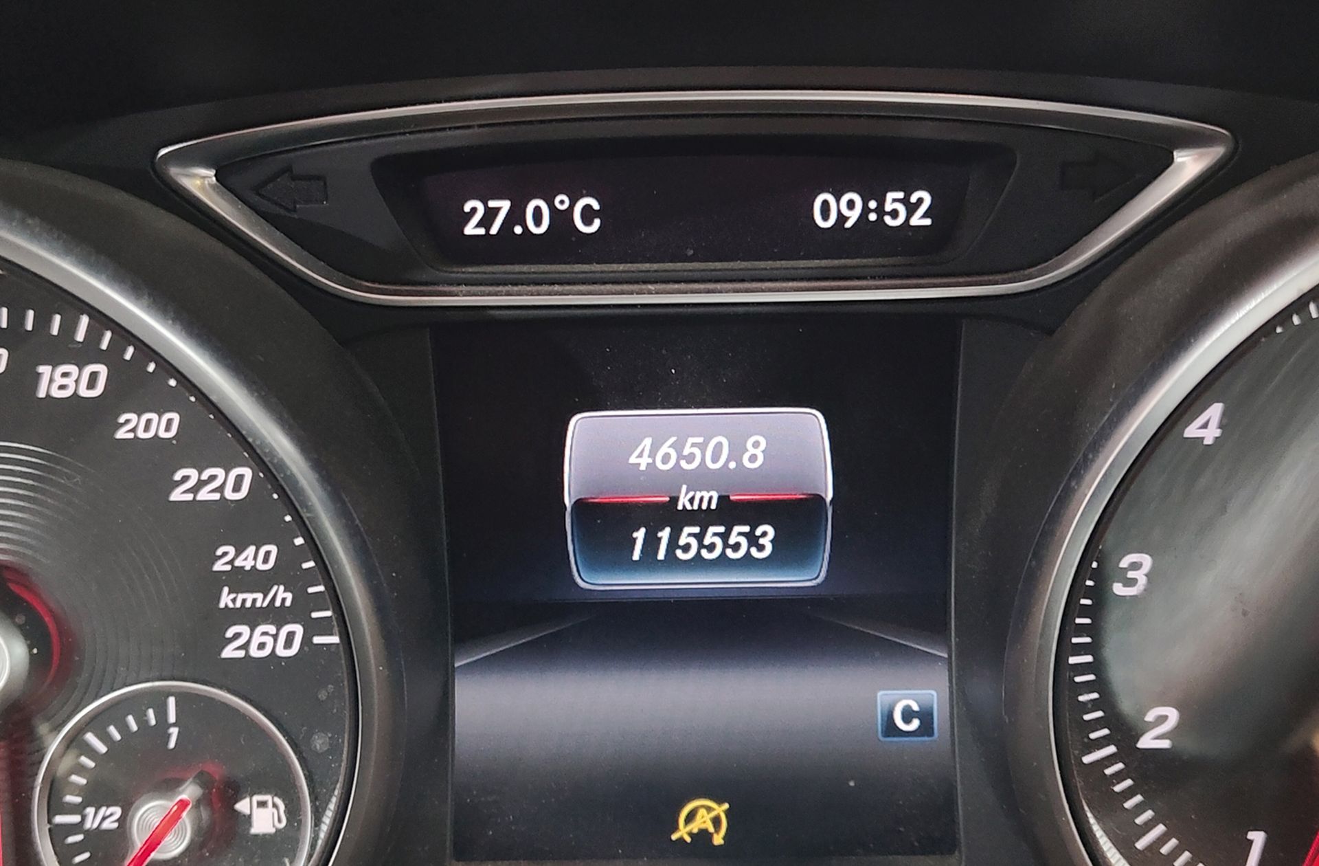 Mercedes-Benz CLA 180 Pack AMG - foto 9