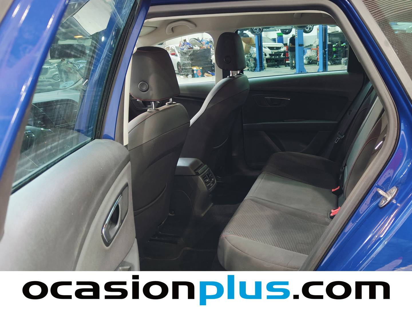 Foto asientos traseros Seat León Seat León ST 2.0 TDI S&S FR DSG (150 CV)