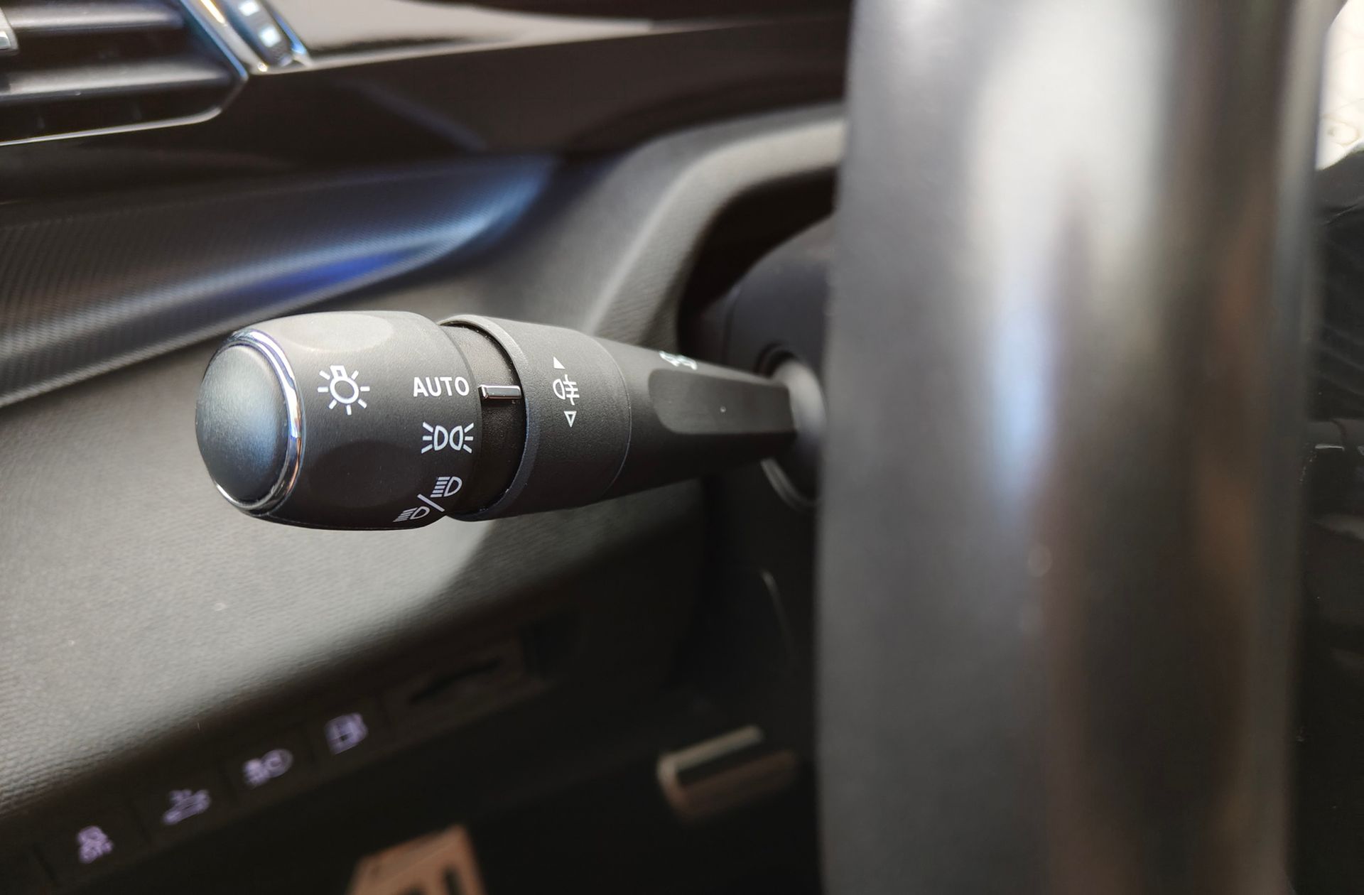 Peugeot 308 SW Hybrid 225 GT Pack eEAT8 - foto 34