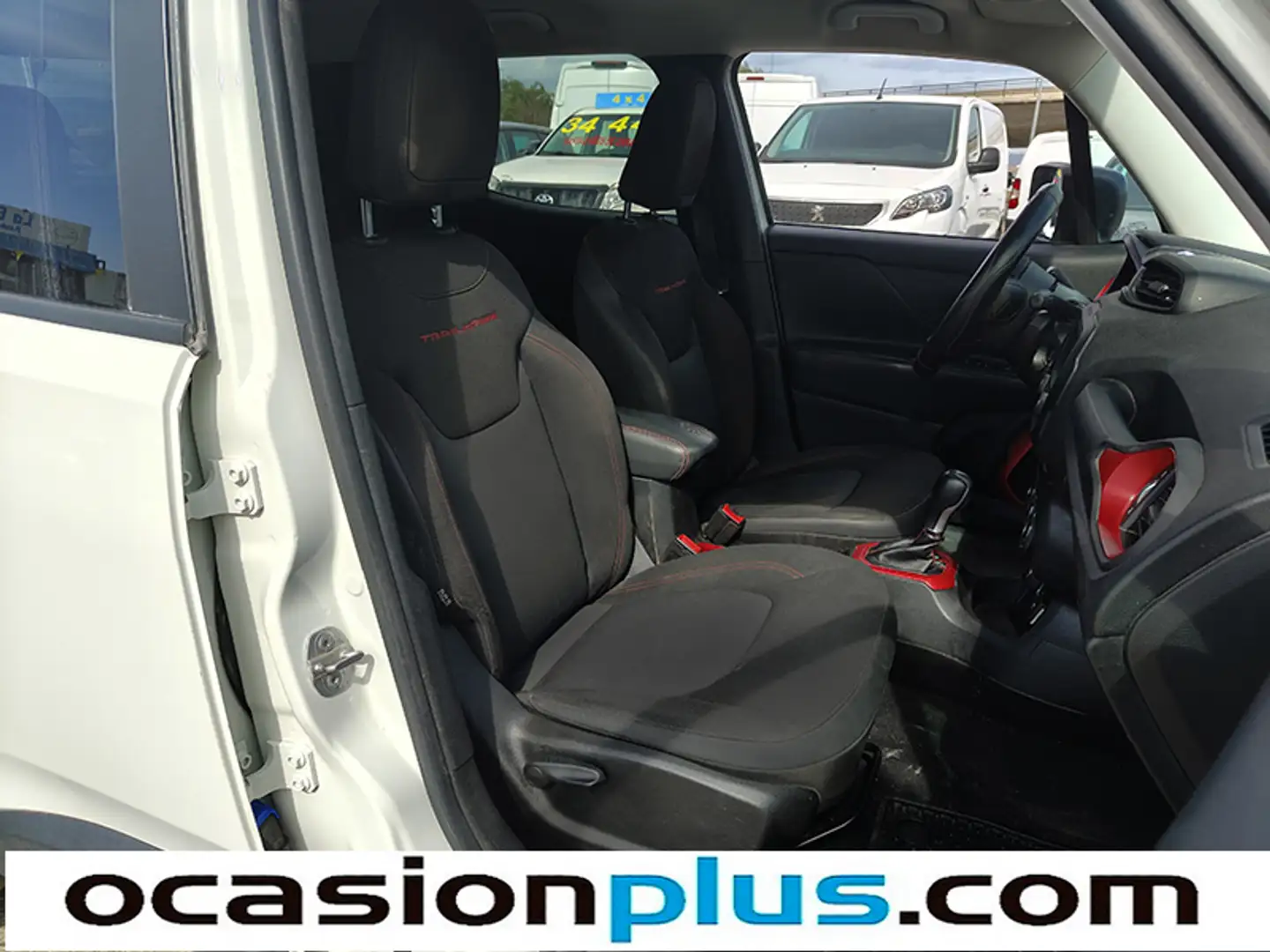 Foto Jeep Renegade Jeep Renegade 2.0 Multijet Trailhawk 4x4 AD Low Auto (170 CV)