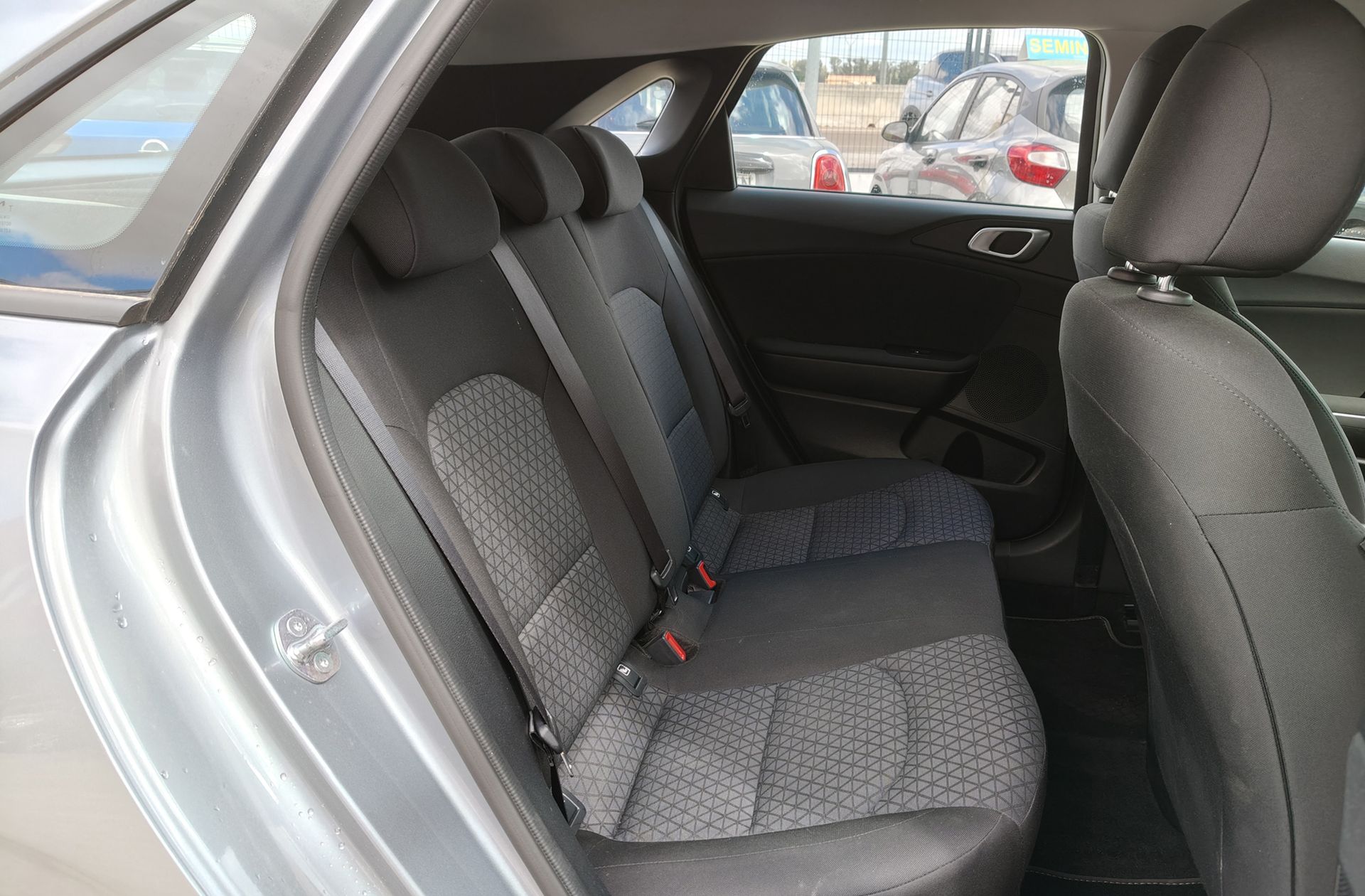 Kia Ceed 1.0 T-GDi Concept - foto 16
