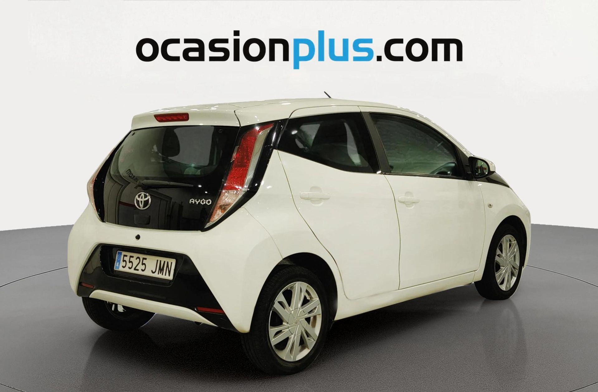 Toyota Aygo 1.0 70 x-play - foto 4