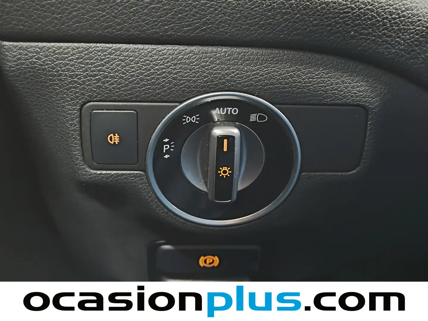 Foto Mercedes GLA Mercedes-Benz GLA GLA 200 AMG Line (156 CV)