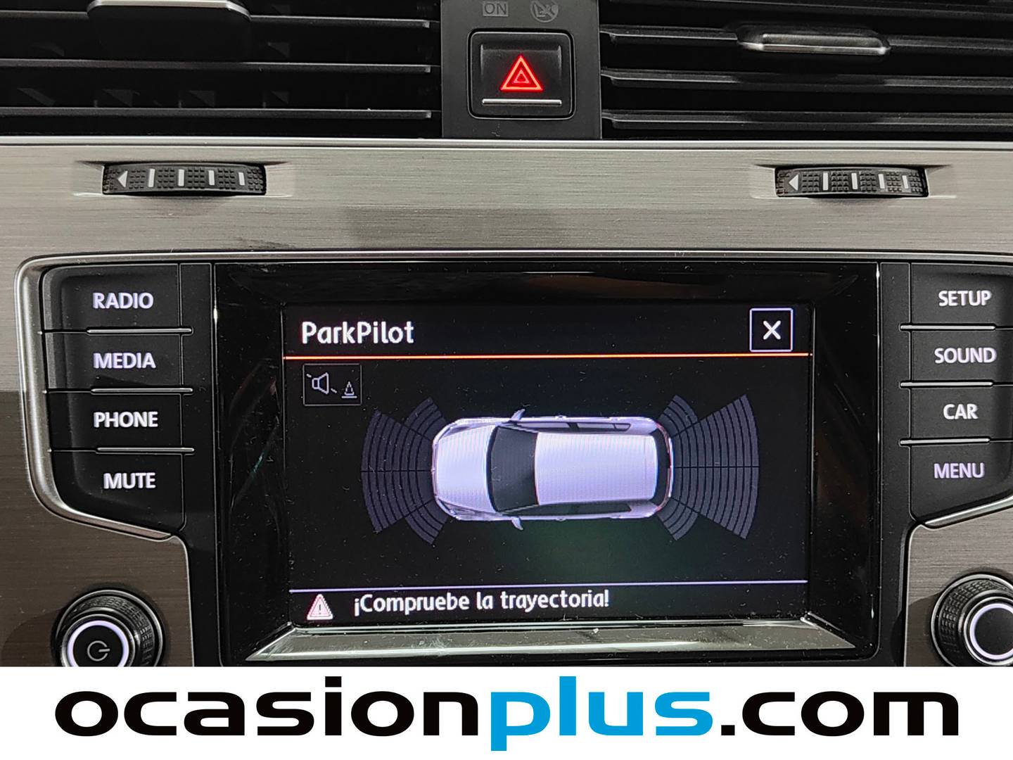 Extras y acabados del Volkswagen Golf Volkswagen Golf Advance 1.4 TSI BMT (122 CV)