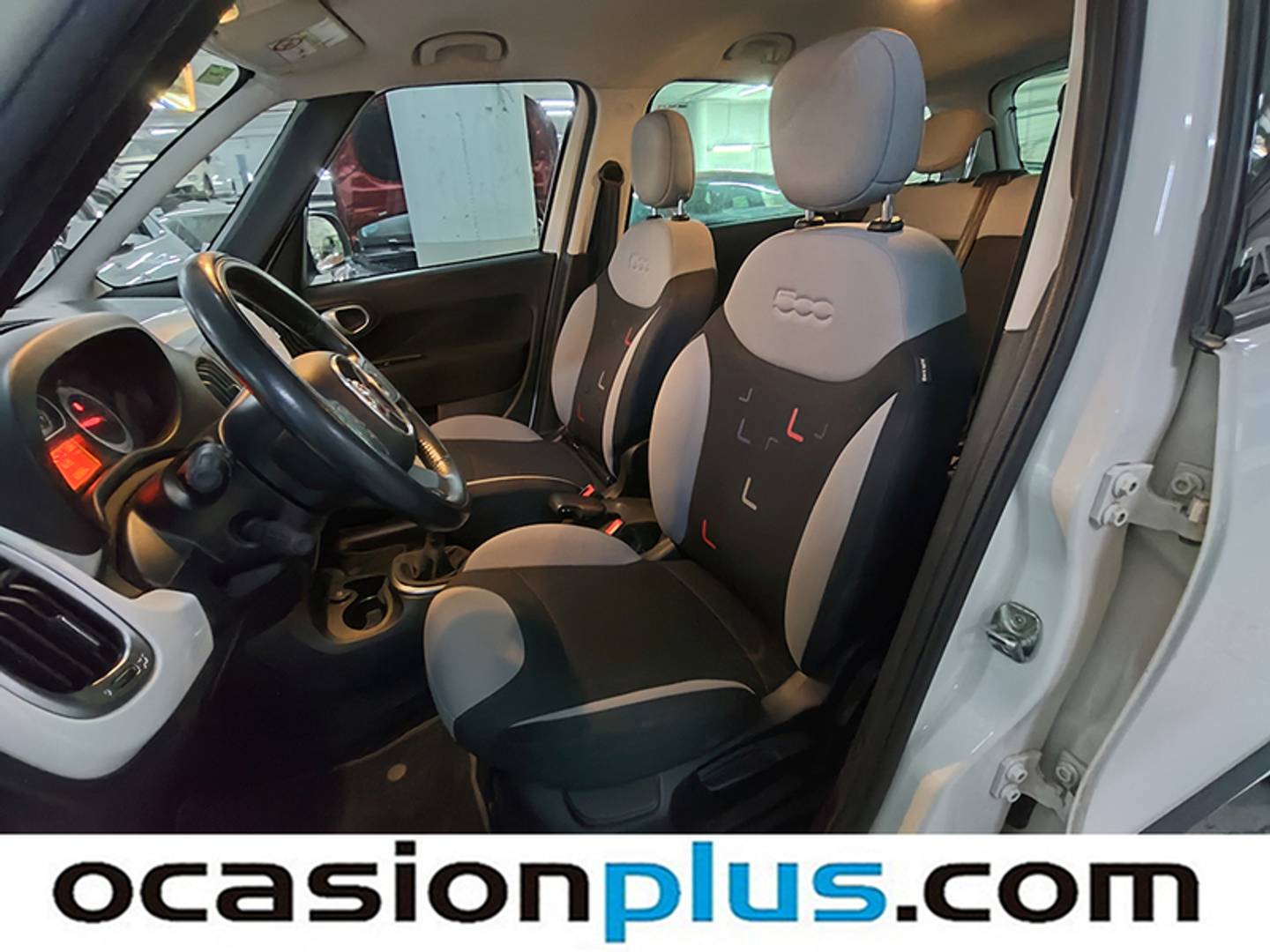 Foto asientos delanteros Fiat 500L Fiat 500L 1.4 Pop Star (95 CV)