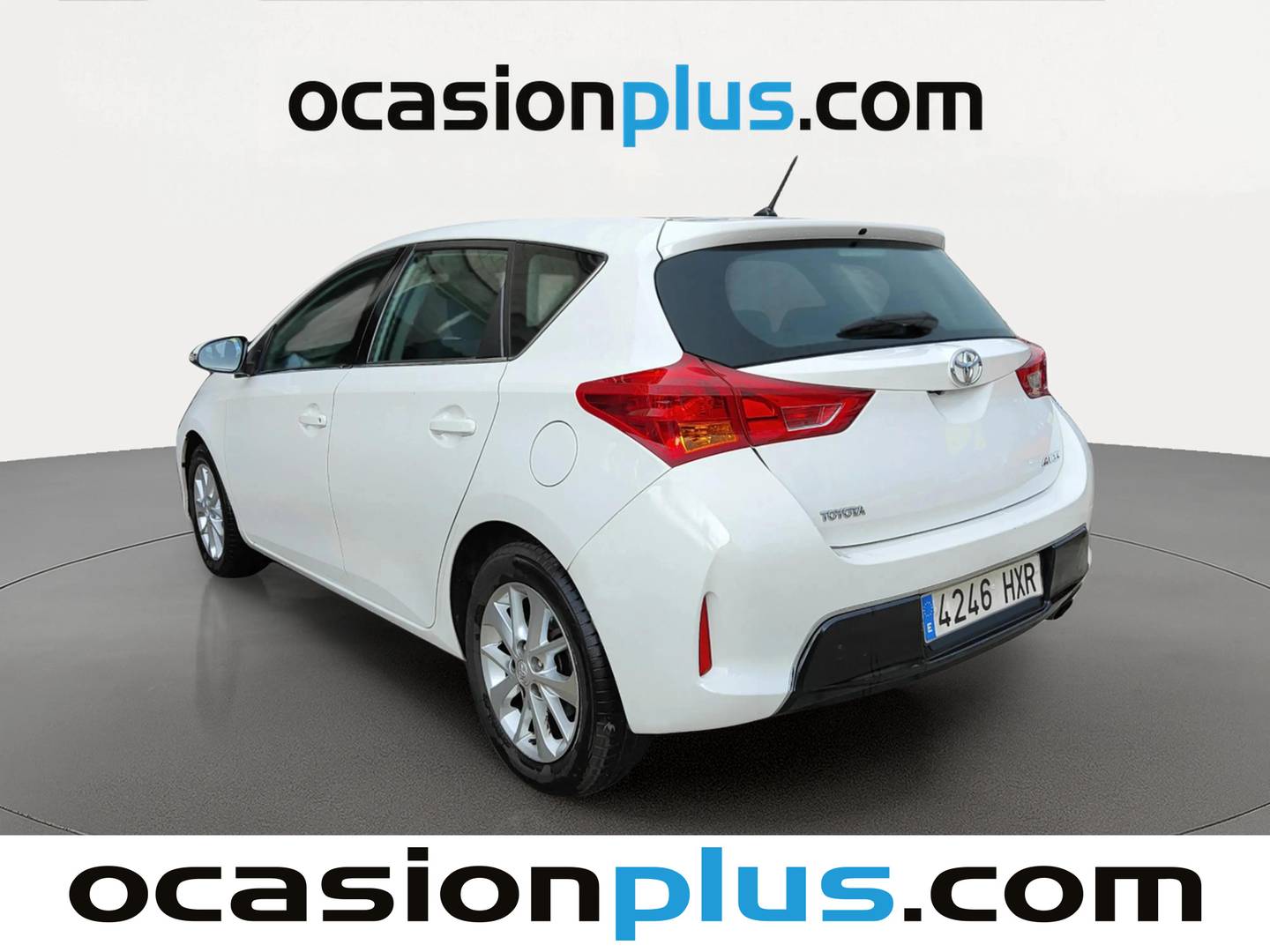Foto trasera Toyota Auris Toyota Auris 130 Active (132 CV) izquierda