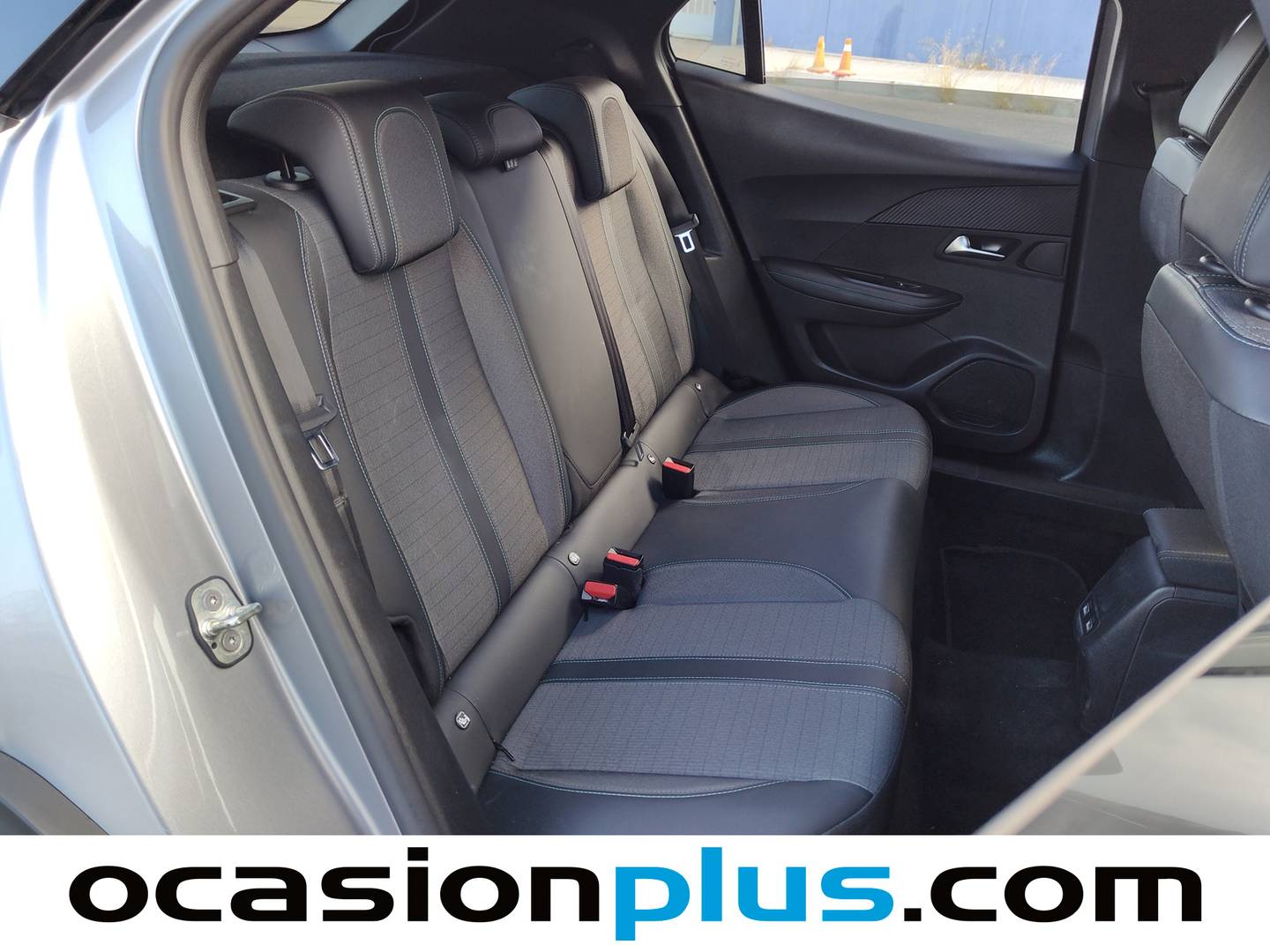 Peugeot 2008 Peugeot 2008 PureTech 100 S&S Allure (100 CV) gasolina