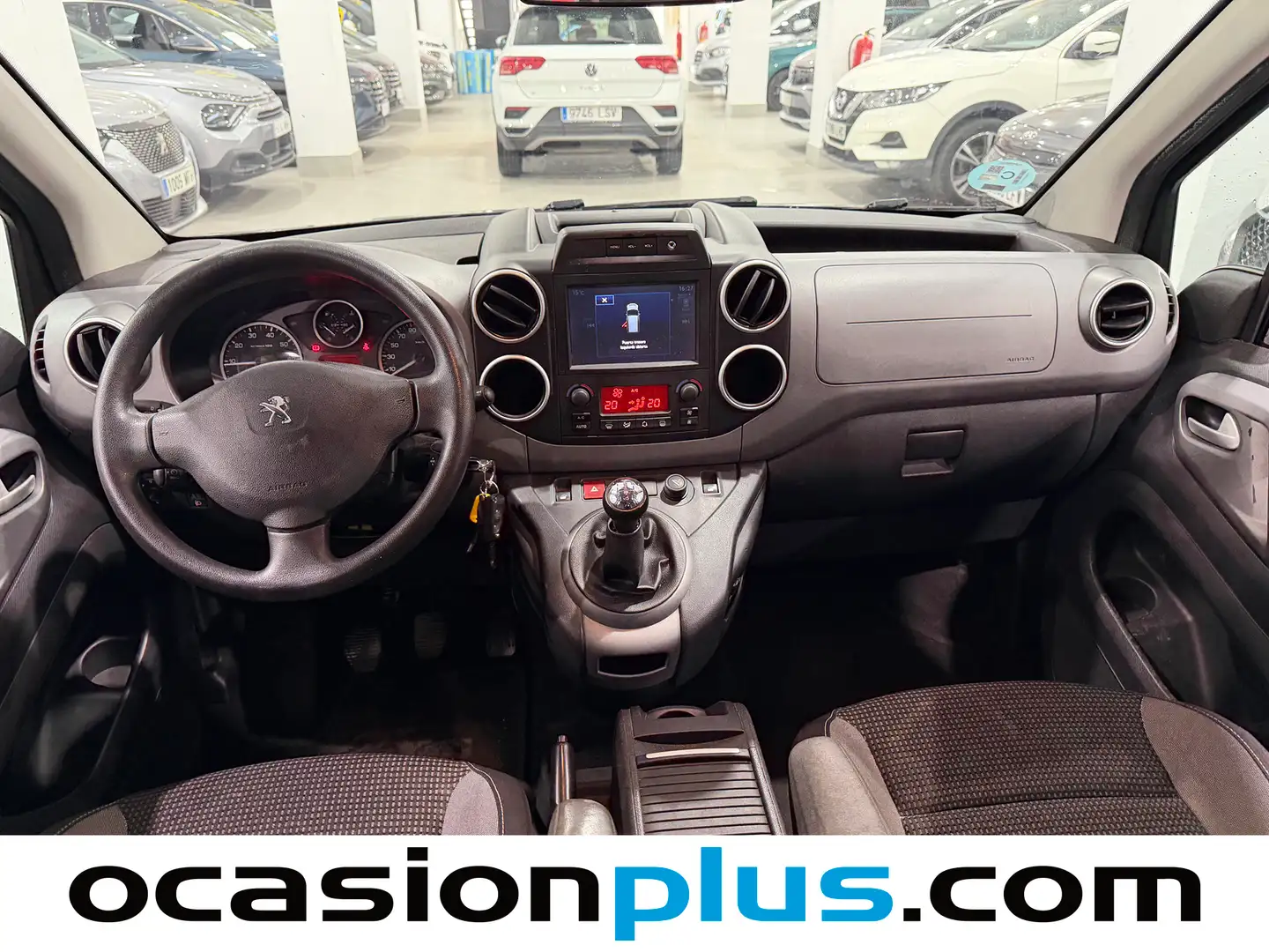 Foto Peugeot Partner Peugeot Partner Tepee BlueHDi 100 Outdoor (100 CV)