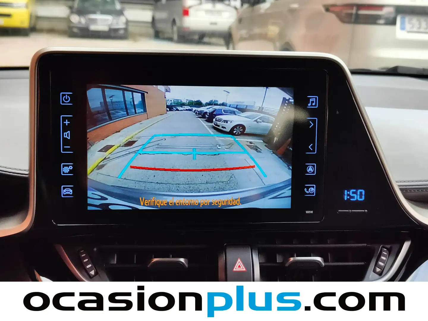 Foto Toyota C-HR Toyota C-HR 1.8 125H Advance (122 CV)