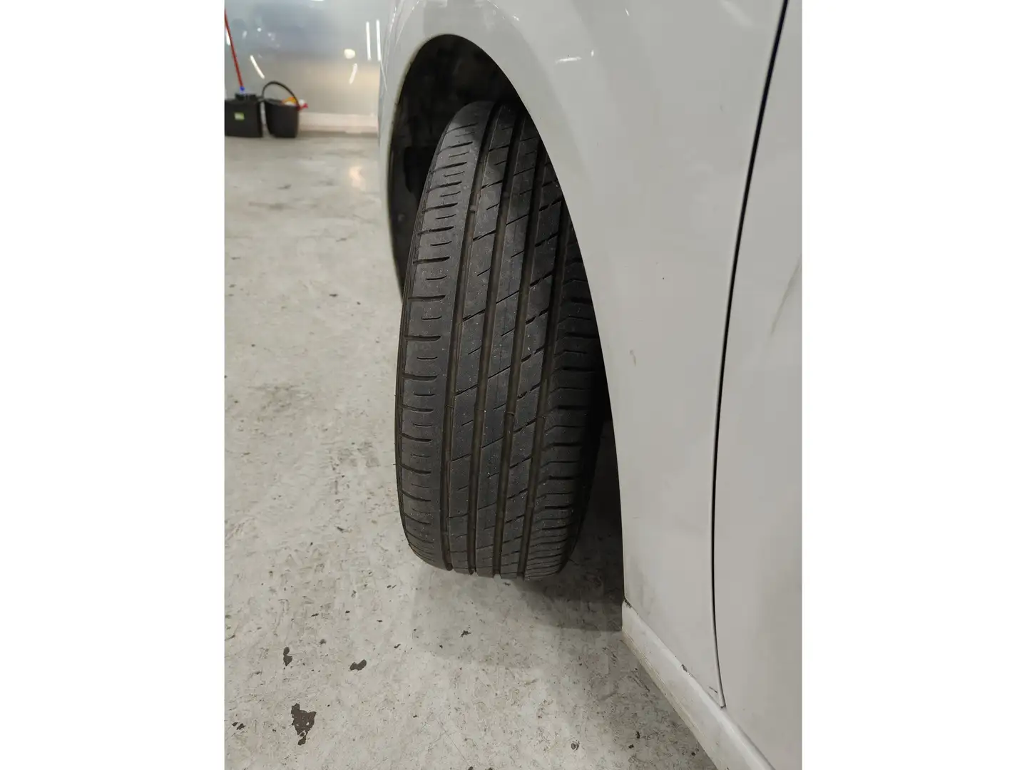 Foto Peugeot 208 Peugeot 208 PureTech 100 Active Pack (100 CV)