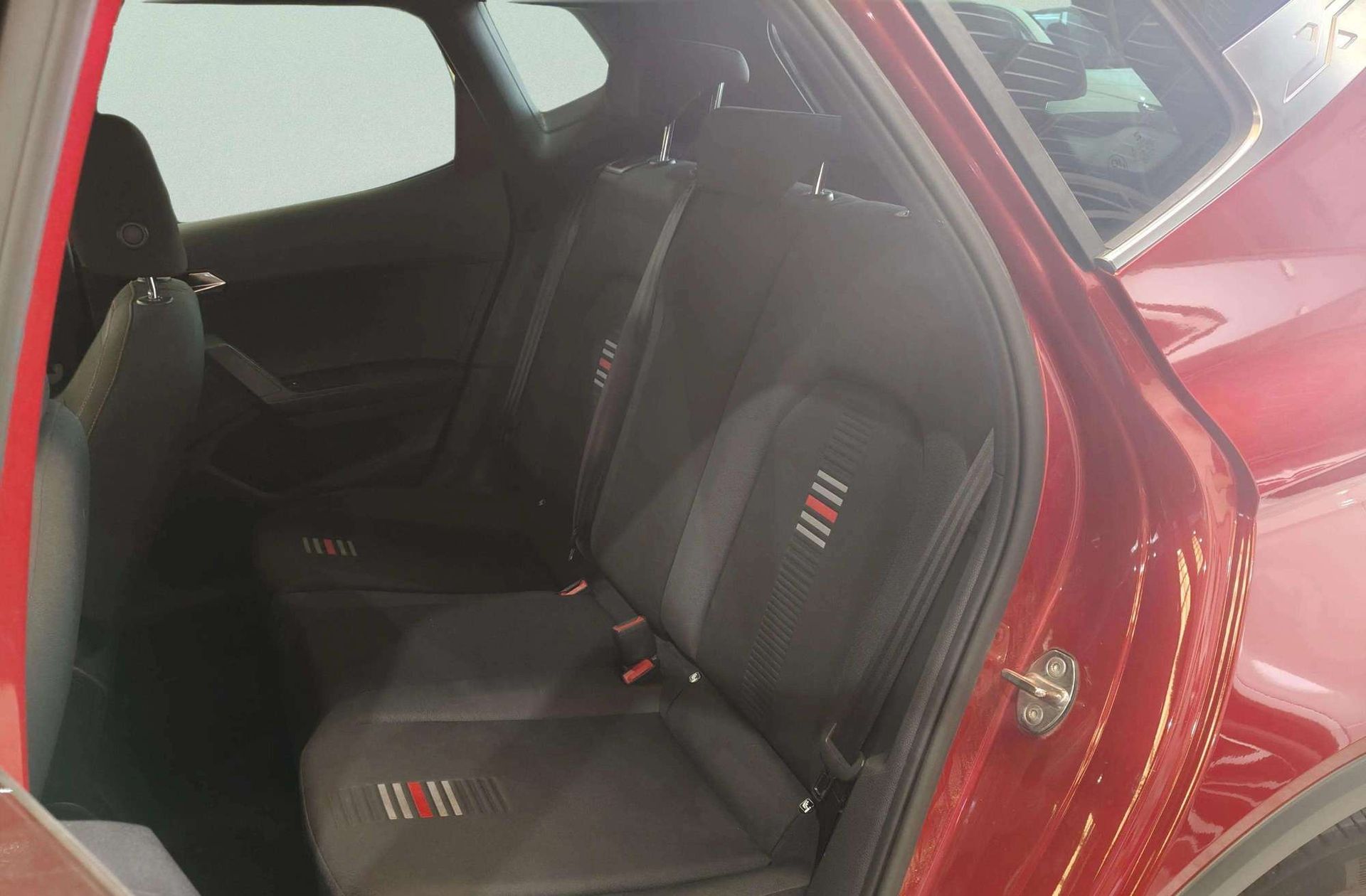 SEAT Arona 1.0 TGI GNC FR - foto 15