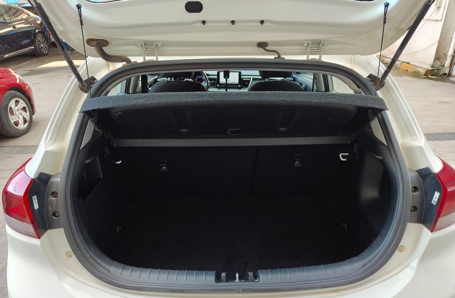 Kia Rio 1.0 T-GDi MHEV iMT Drive - foto 17