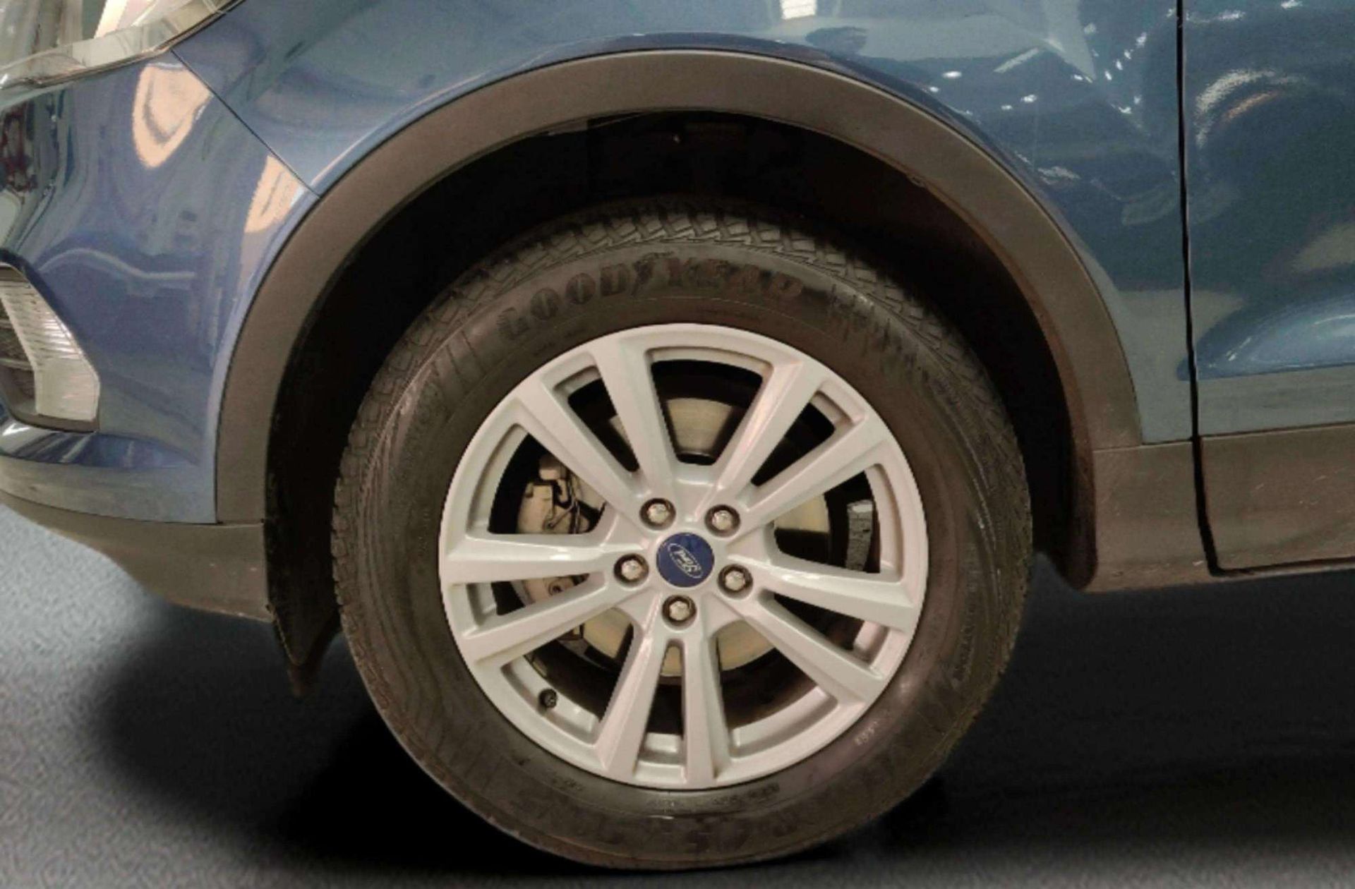 Ford Kuga 1.5 EcoBoost Trend+ 4x2 - foto 44