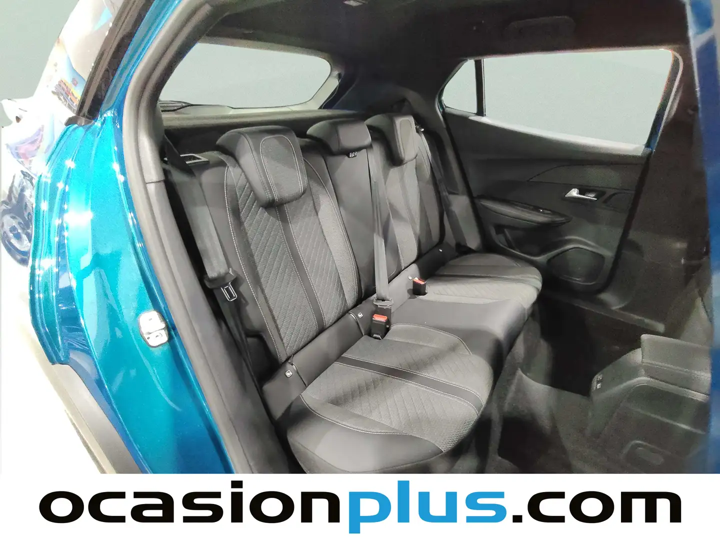 Foto Peugeot 2008 Peugeot 2008 Allure Hybrid eDCS6 (136 CV)