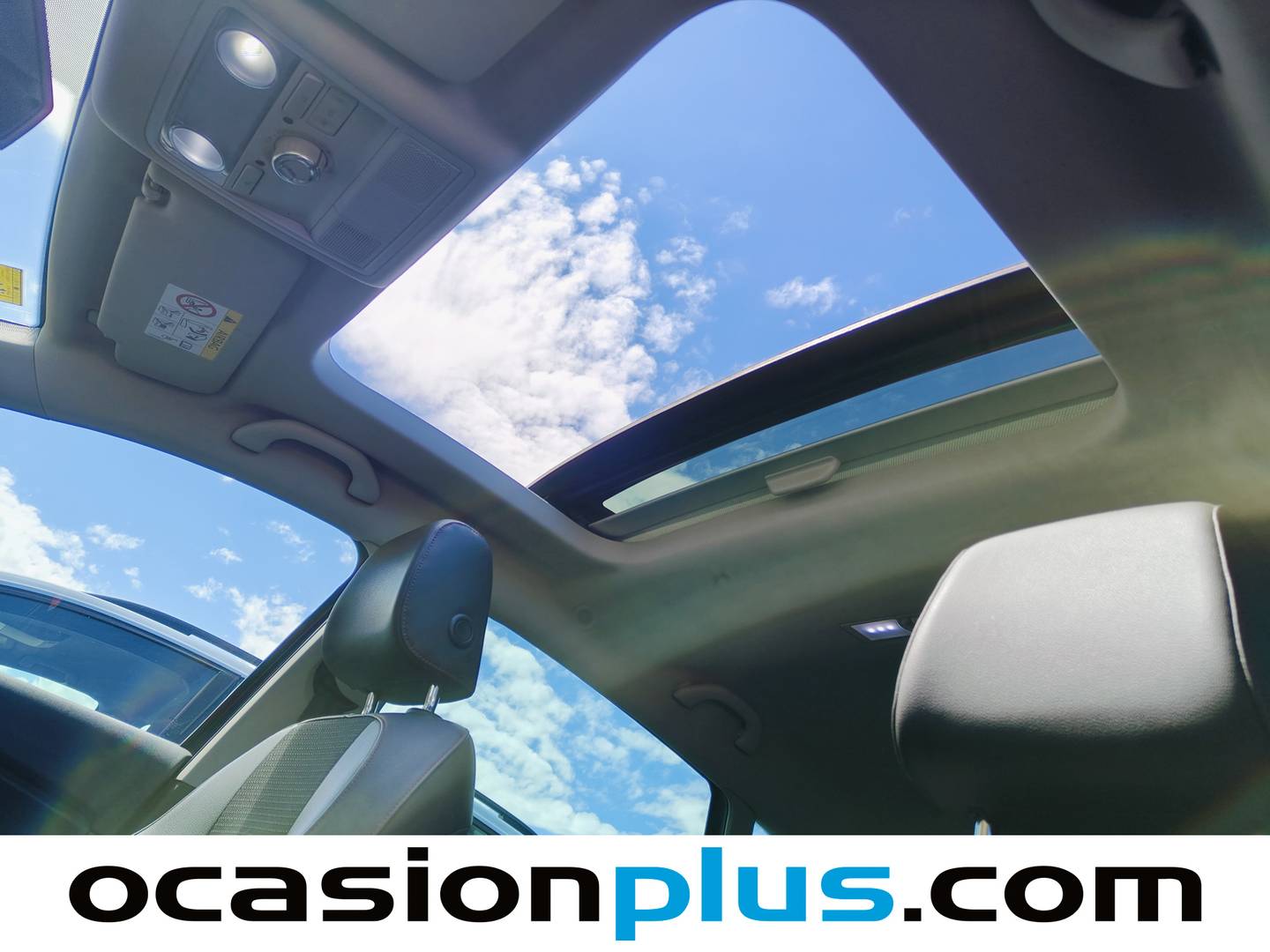 Extras y acabados del Seat León Seat León 1.8 TSI S&S FR Plus (180 CV)