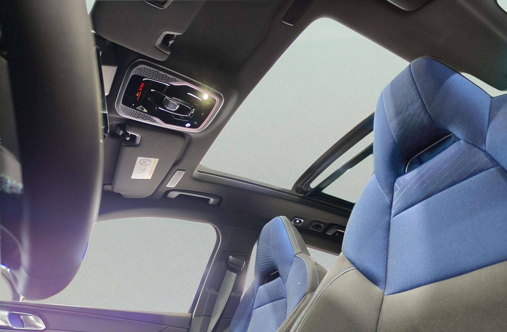 Lynk & Co 01 1.5 PHEV - foto 8