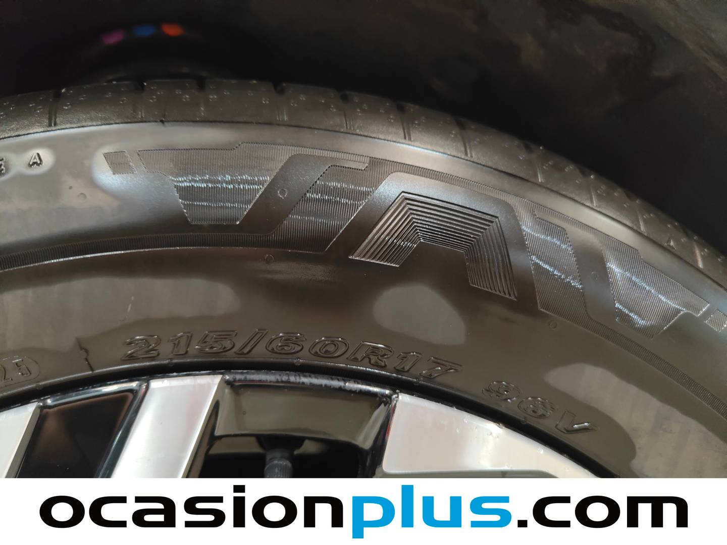 Foto Peugeot 2008 Peugeot 2008 PureTech 130 S&S Allure EAT8 (130 CV)