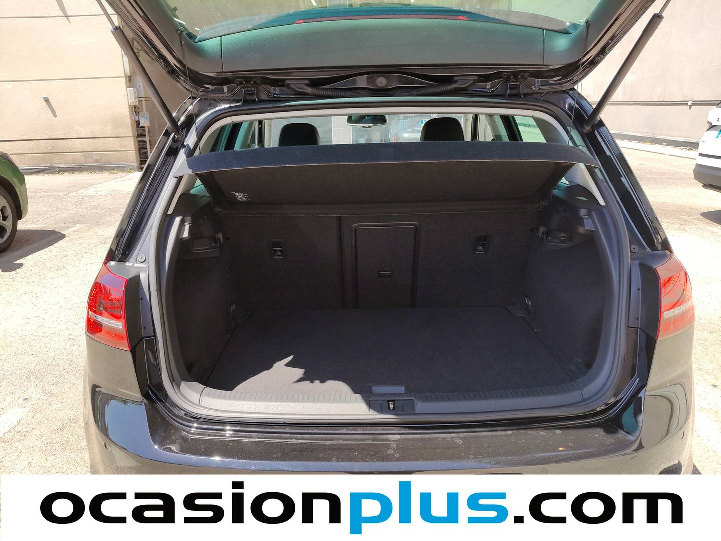 Fotos maletero Volkswagen Golf Volkswagen Golf Sport 1.4 TSI BMT ACT Tech BMT (150 CV)