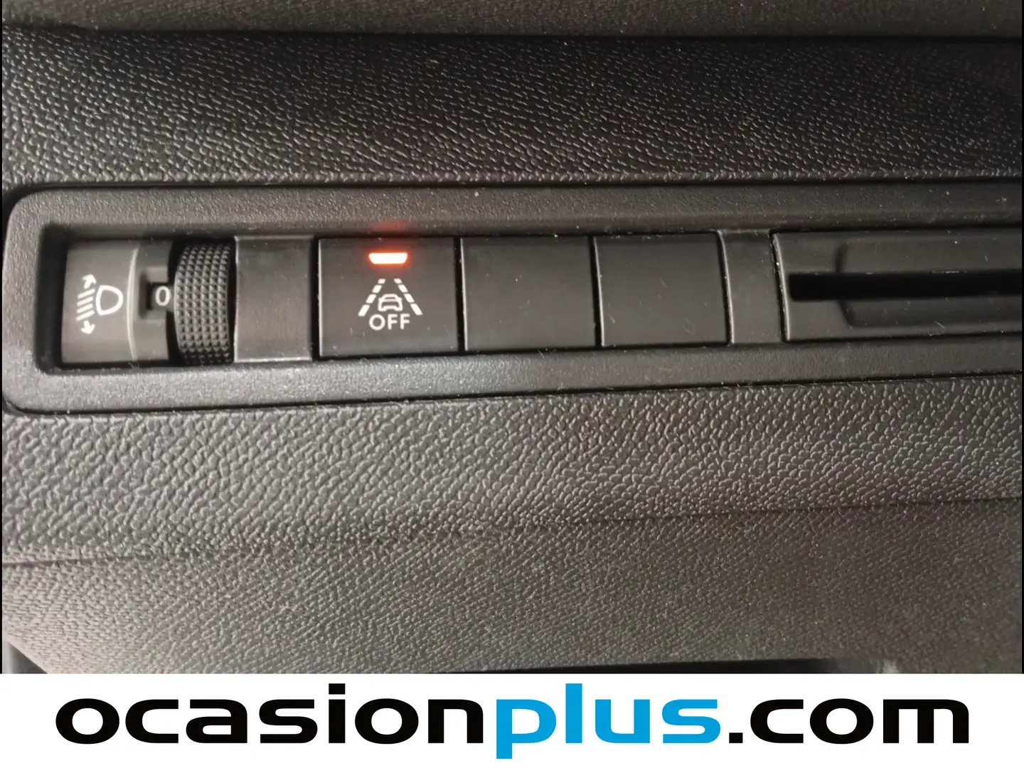 Foto Peugeot 3008 Peugeot 3008 BlueHDi 130 S&S Active Pack  (130 CV)