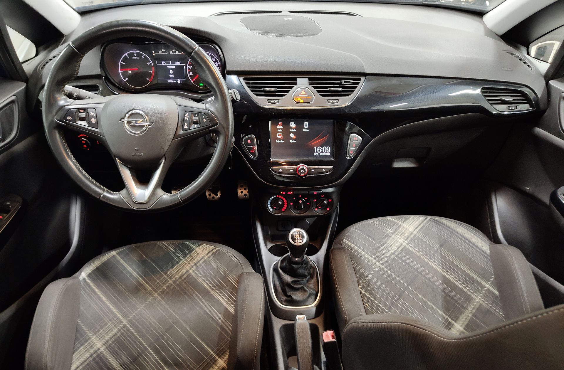Opel Corsa 1.4 Turbo Design Line - foto 6