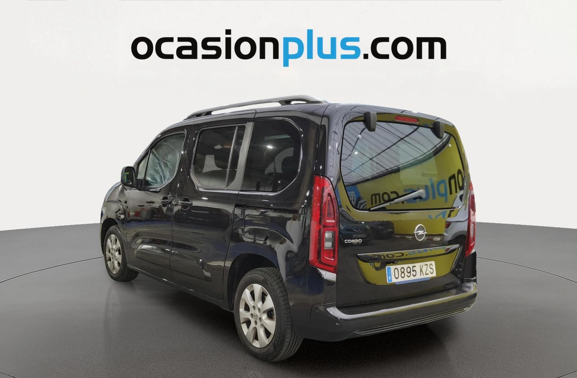 Opel Combo 1.2 Turbo Innovation L - foto 3