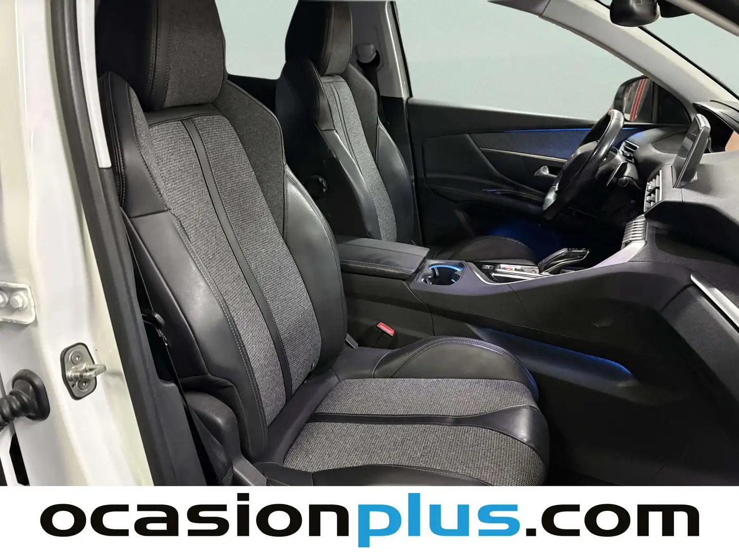 Foto Peugeot 3008 Peugeot 3008 THP 165 Allure EAT6 (165 CV)