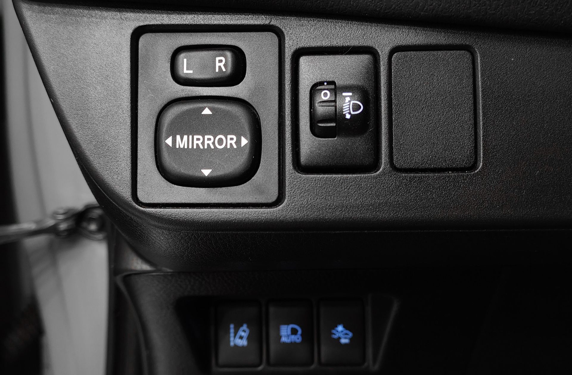 Toyota Yaris 1.5 Hybrid Feel - foto 25