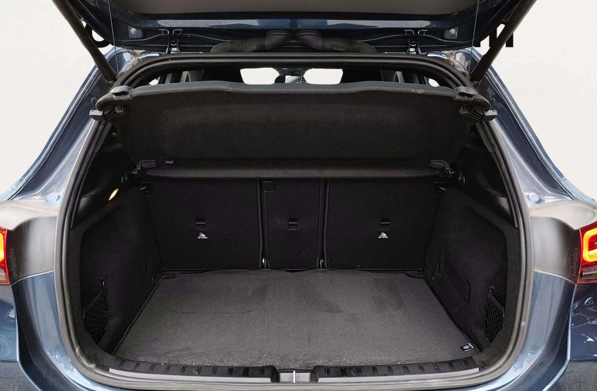 Mercedes-Benz GLA 250 e Pack AMG - foto 15