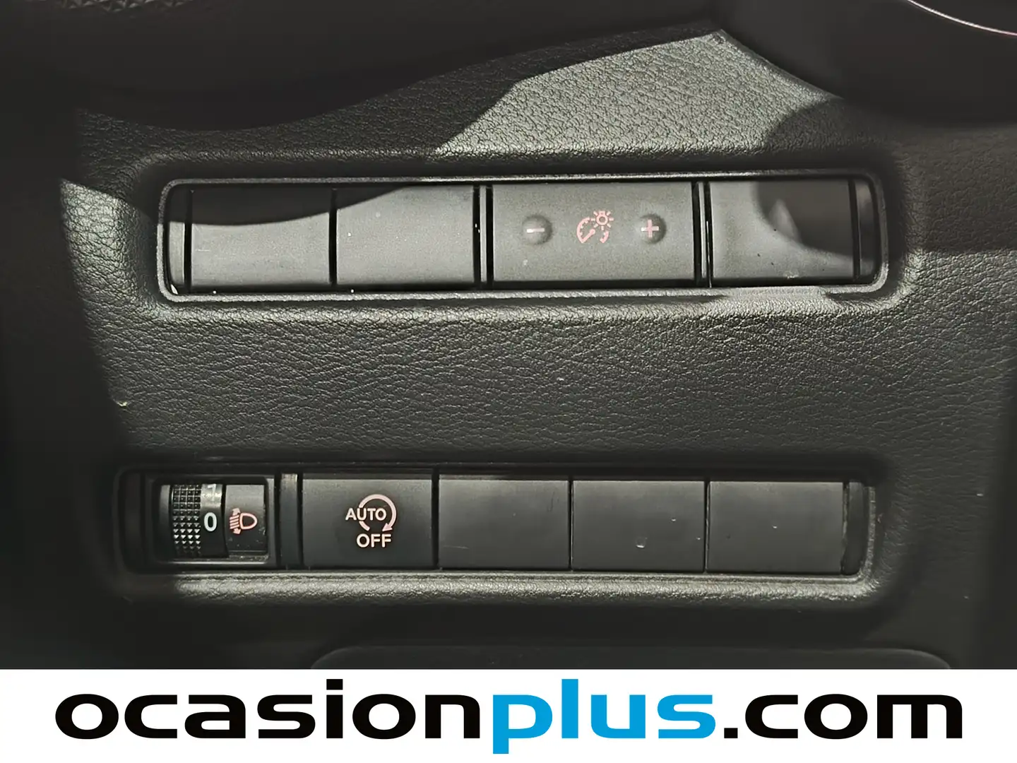 Foto Nissan JUKE Nissan Juke DIG-T N-Connecta 4x2 (114 CV)