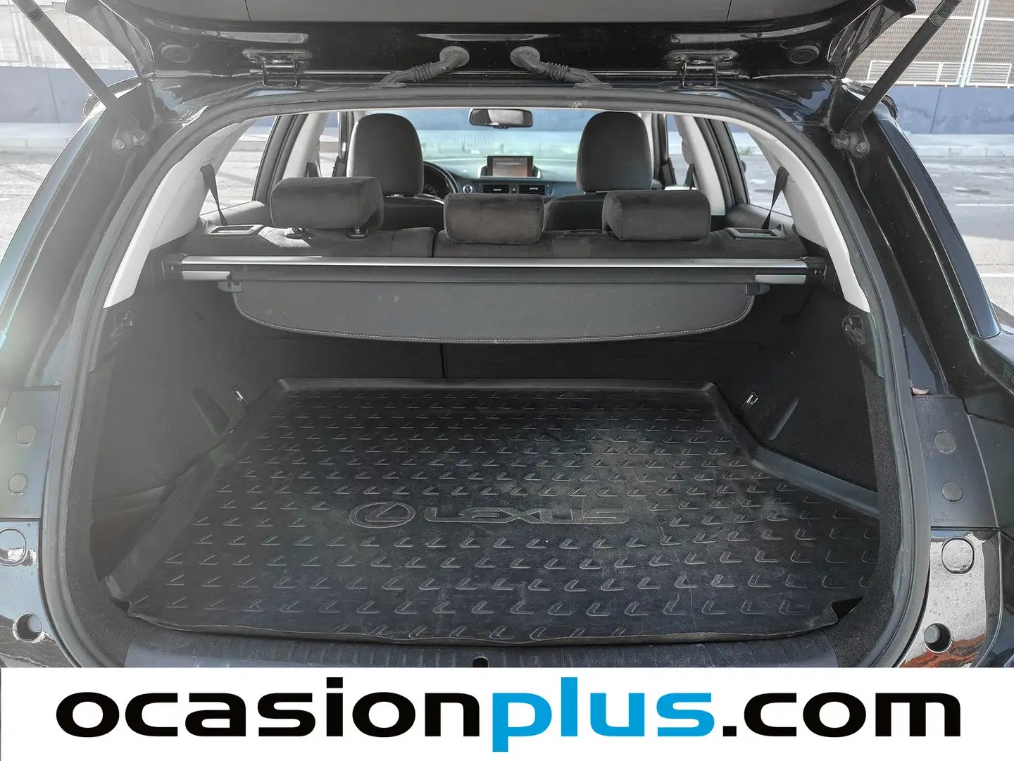 Foto Lexus CT Lexus CT 200h Business (136 CV)