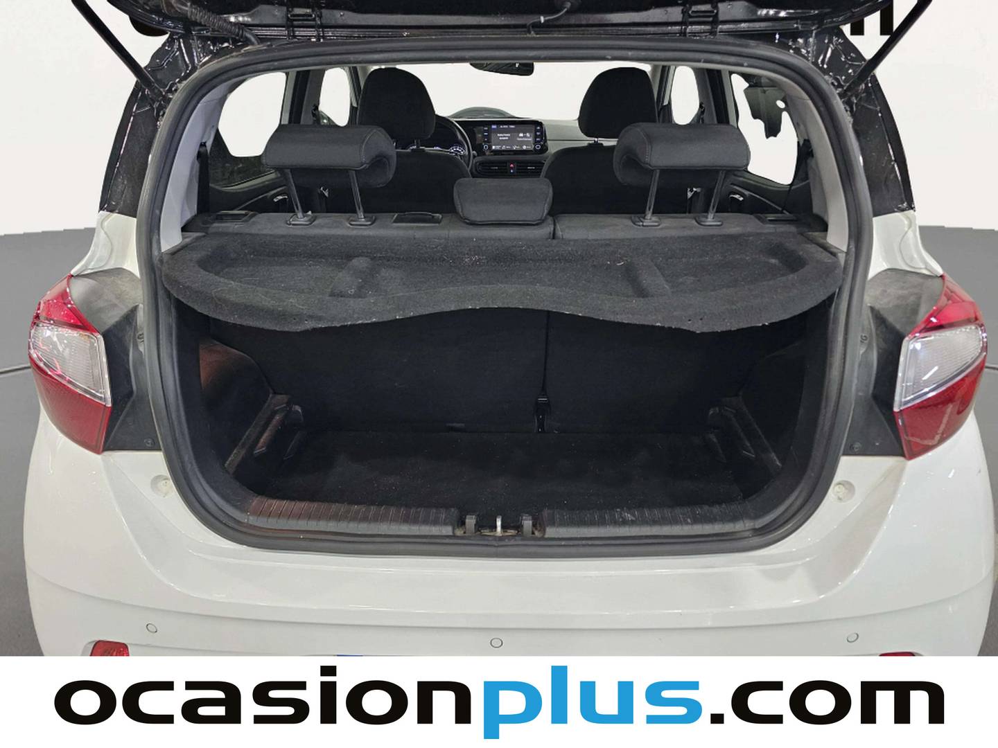 Fotos maletero Hyundai i10 Hyundai i10 1.2 Tecno 2C (84 CV)