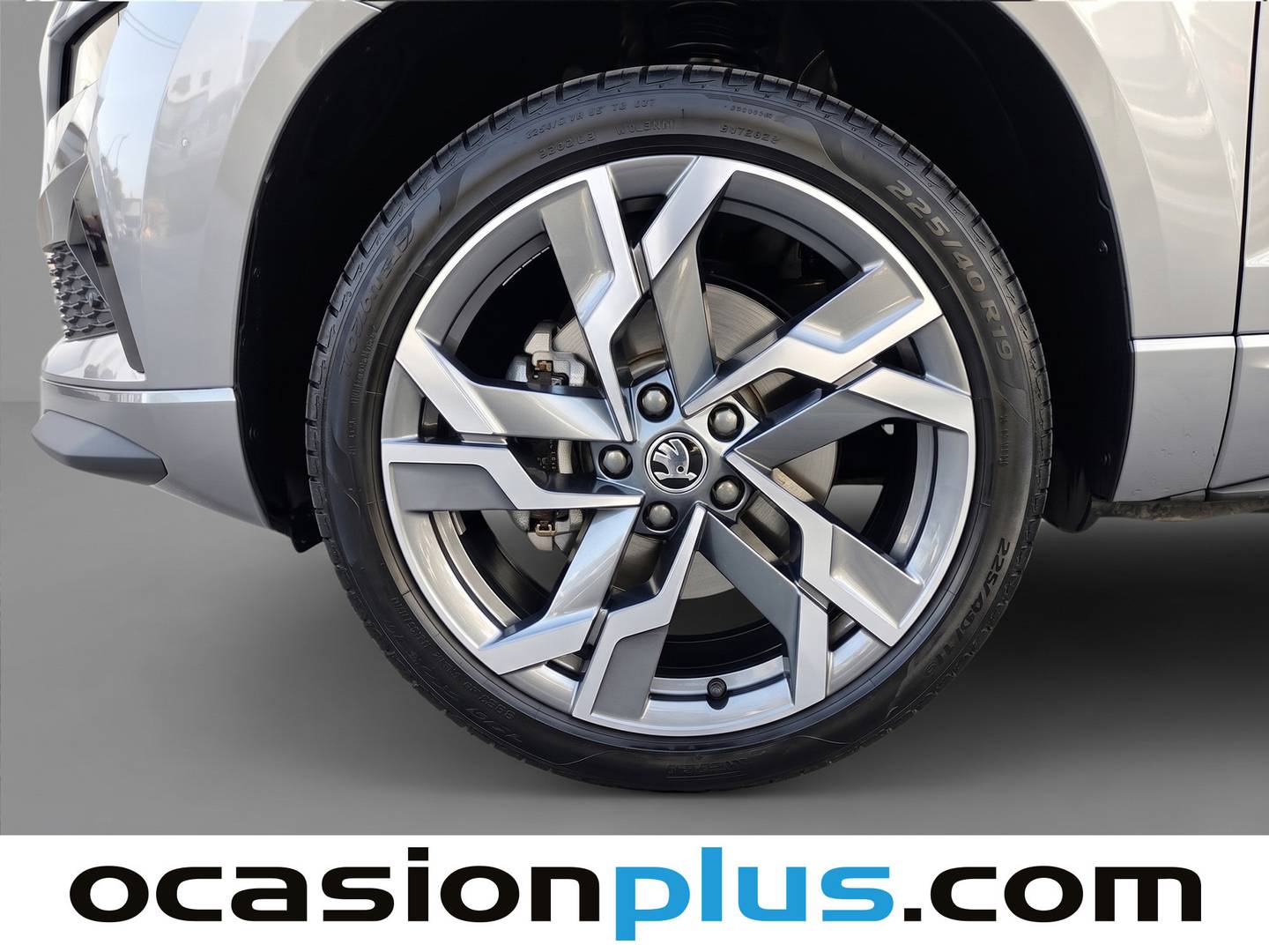 Skoda Karoq Skoda Karoq 1.5 TSI ACT Sportline DSG (150 CV) seminuevo