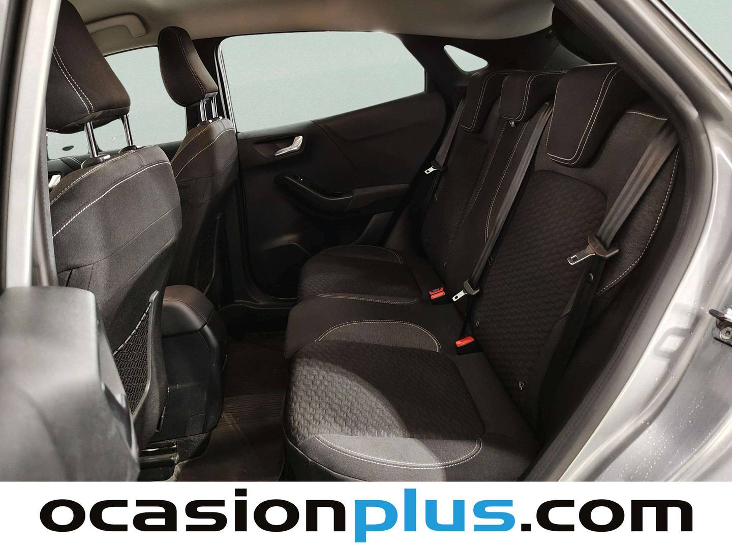 Foto asientos traseros Ford Puma Ford Puma 1.0 EcoBoost MHEV Titanium (125 CV)