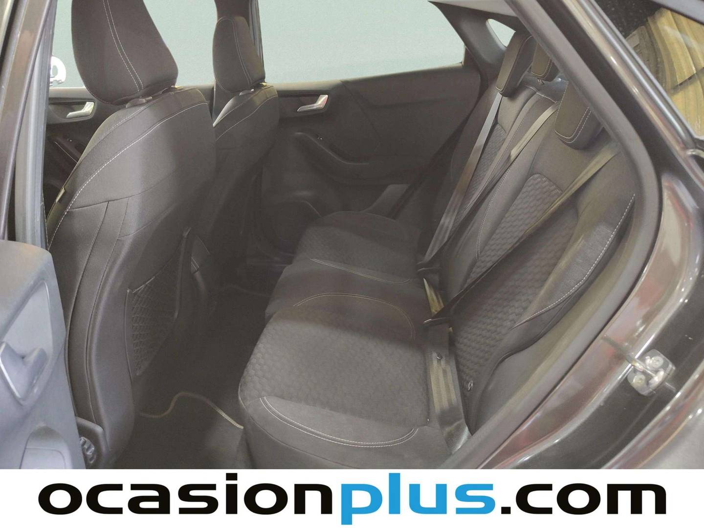 Foto asientos traseros Ford Puma Ford Puma 1.0 EcoBoost MHEV Titanium (125 CV)