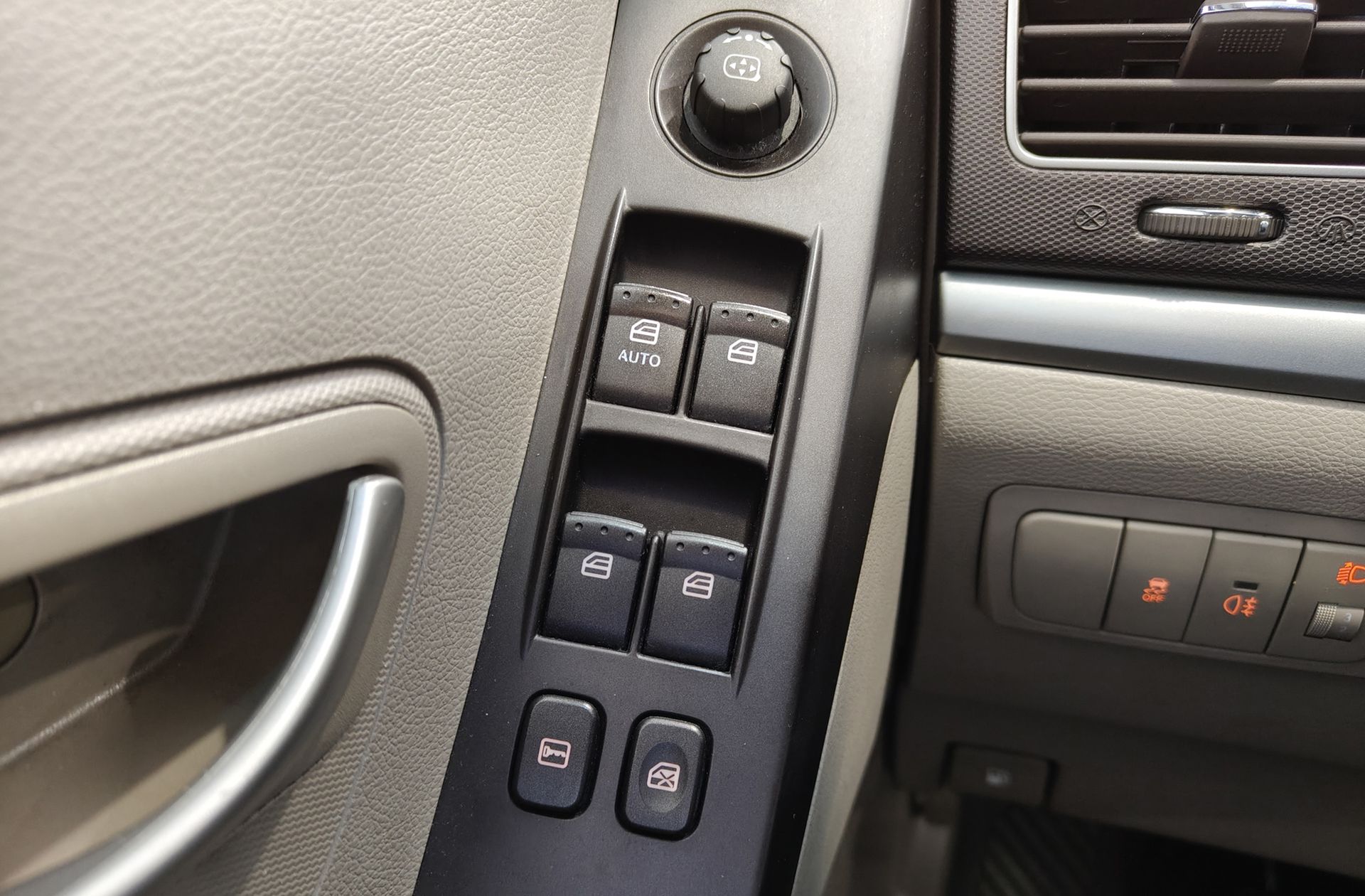 SsangYong Korando D20T Premium 4x2 - foto 31