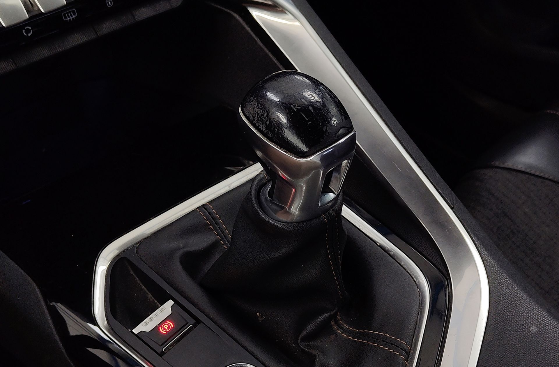 Peugeot 3008 BlueHDi 130 GT Line - foto 5