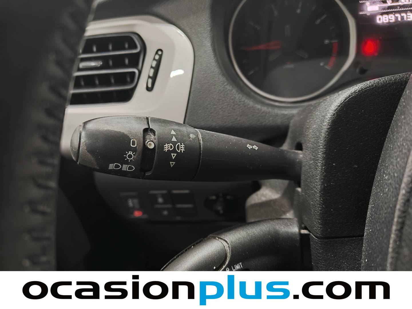 Citroën C-Elysée Citroën C-Elysee 1.6 VTi Shine (115 CV) de ocasión