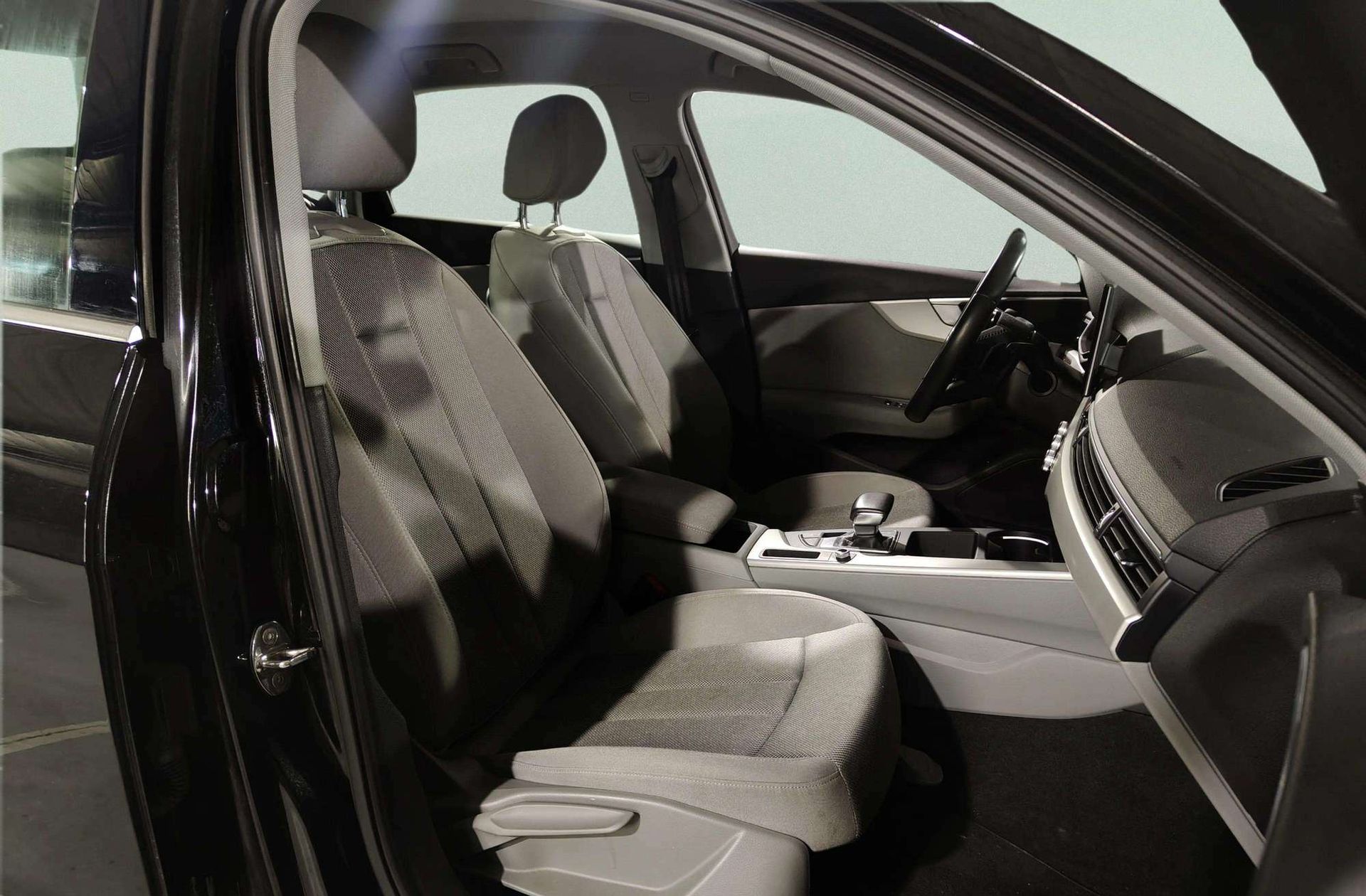 Audi A4 Advanced 35 TDI S tronic - foto 18