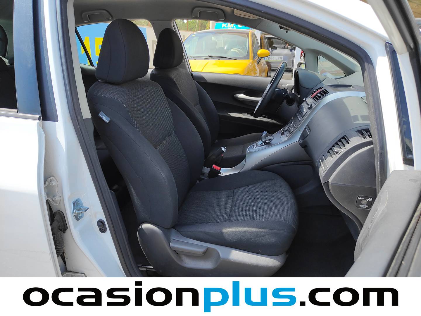 Toyota Auris Toyota Auris 1.8 Híbrido Active (135 CV) km 0