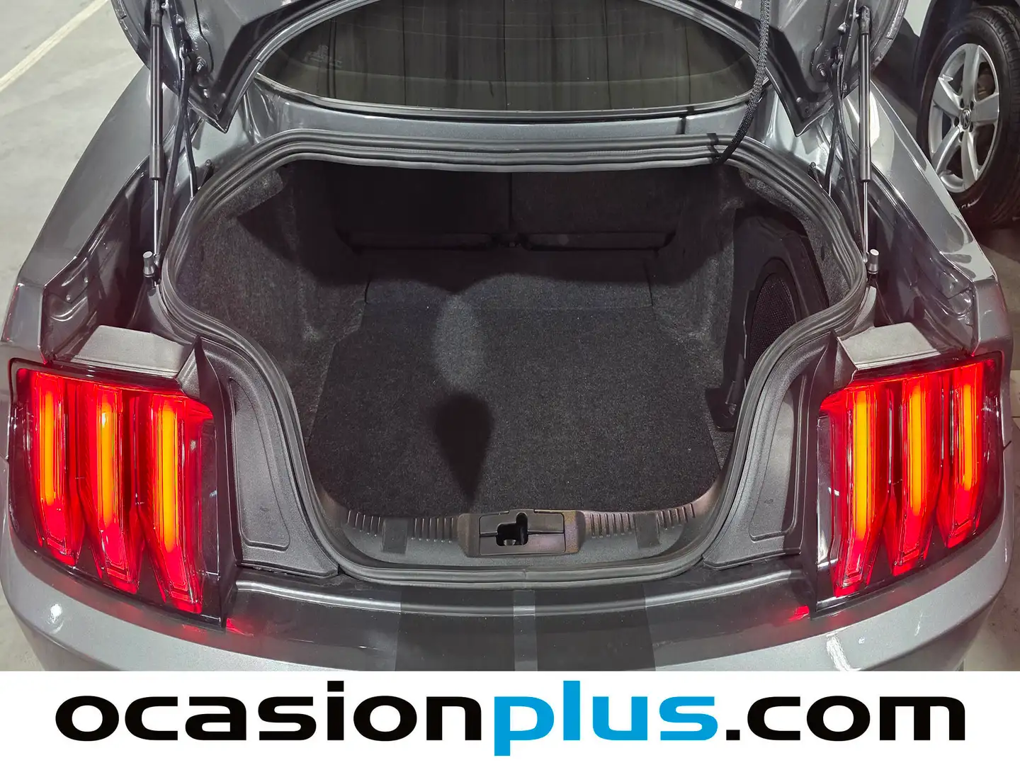 Foto Ford Mustang Ford Mustang 5.0 Ti-VCT V8 Mustang GT Fastback AT (450 CV)