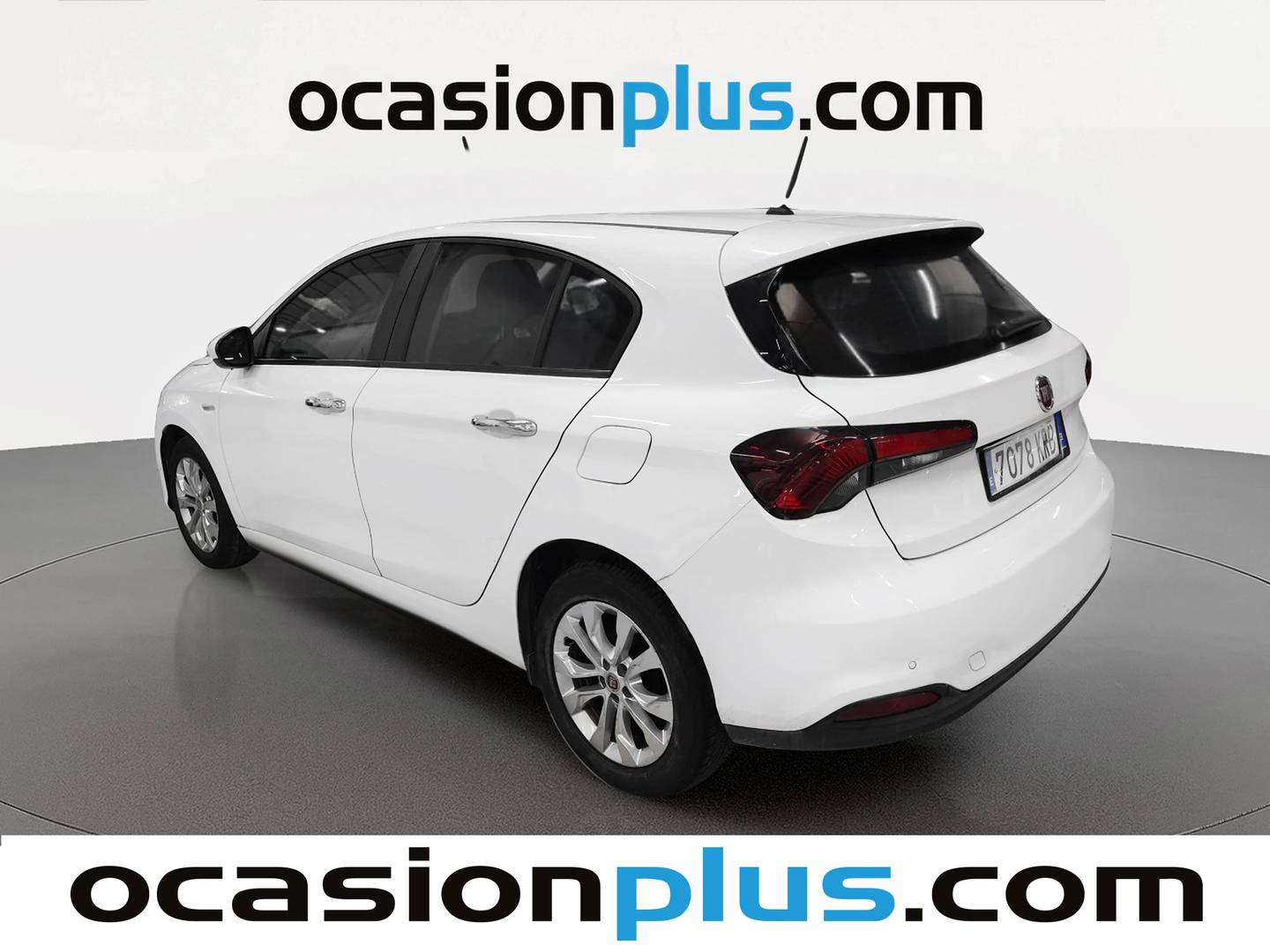 Foto delantera Fiat Tipo Fiat Tipo 1.4 16v Easy (95 CV) derecha