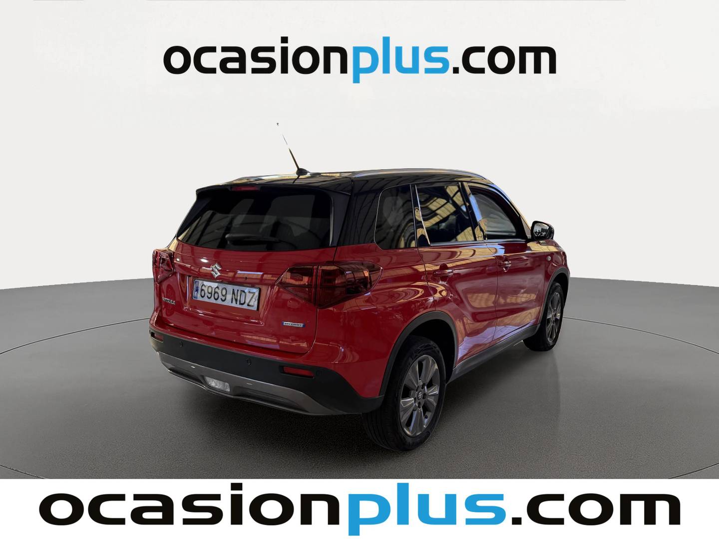 Foto trasera Suzuki Vitara Suzuki Vitara 1.4 T Mild Hybrid S2 (110 CV) derecha