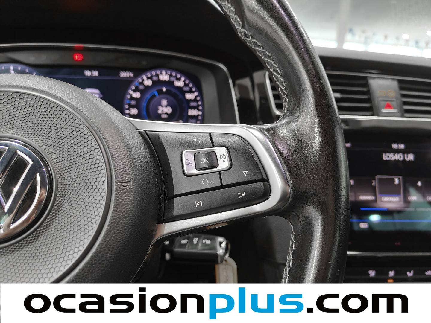 Foto Volkswagen Golf Volkswagen Golf Sport 2.0 TDI (150 CV) Pack R Line