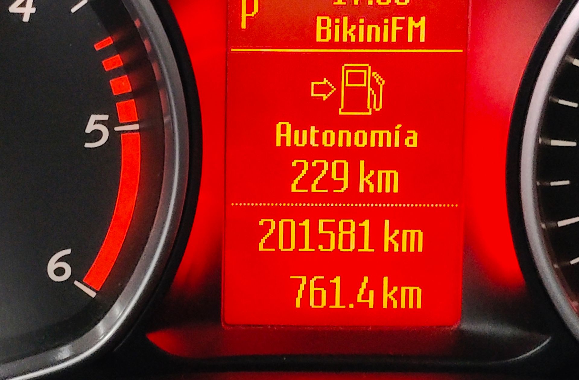 Ford Mondeo SportBreak 2.0 TDCi Limited Edition - foto 9